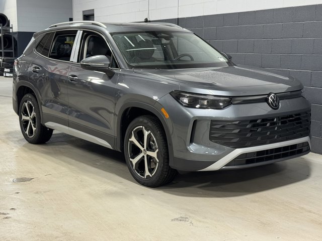 New 2026 Volkswagen Tiguan SE