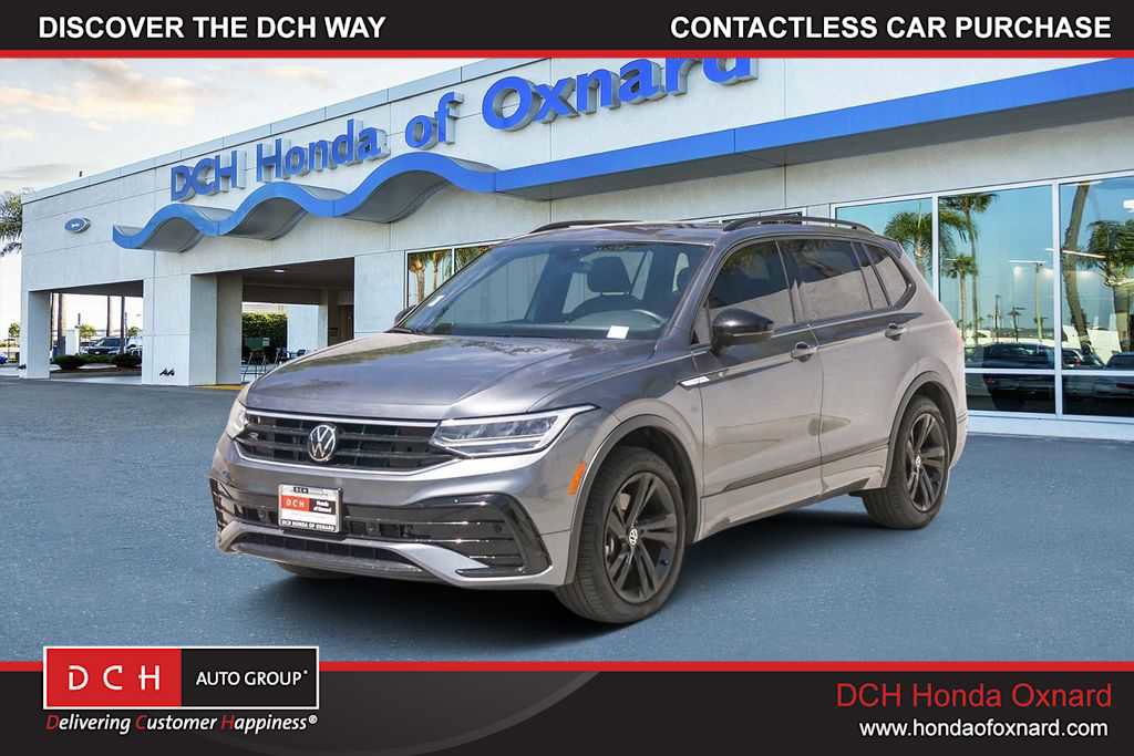 Used 2024 Volkswagen Tiguan SE R-Line FWD image 1