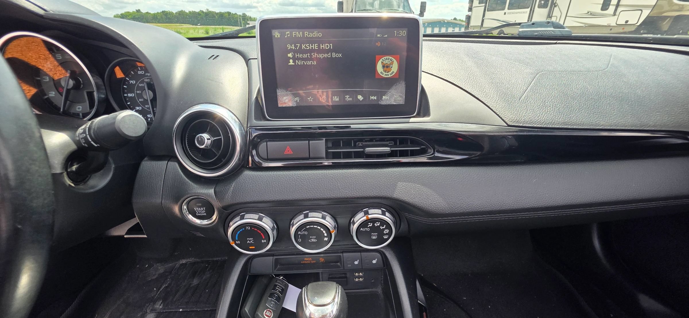 Used 2017 FIAT 124 Spider Lusso RWD image 18