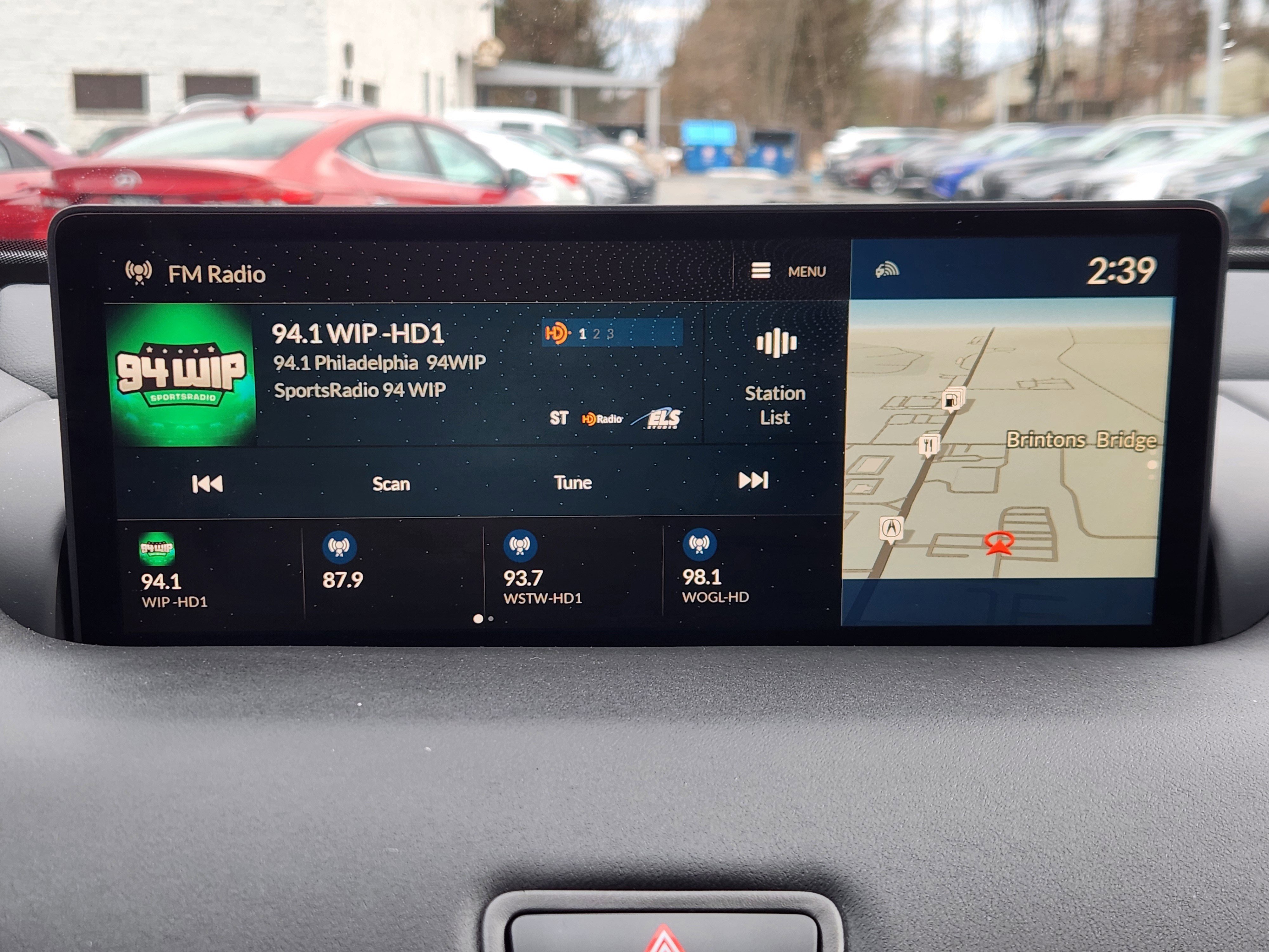 Certified 2025 Acura TLX w/ Technology Package image 11