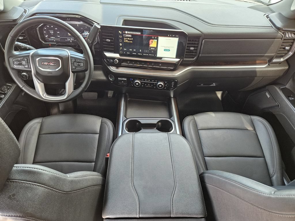 Used 2025 GMC Sierra 3500 SLT w/ SLT Premium Package AWD/4WD image 32