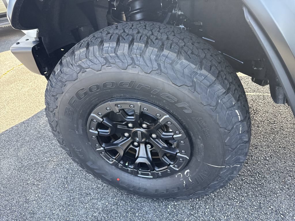 New 2025 Ford Bronco Raptor w/ Interior Carbon Fiber Pack AWD/4WD image 11
