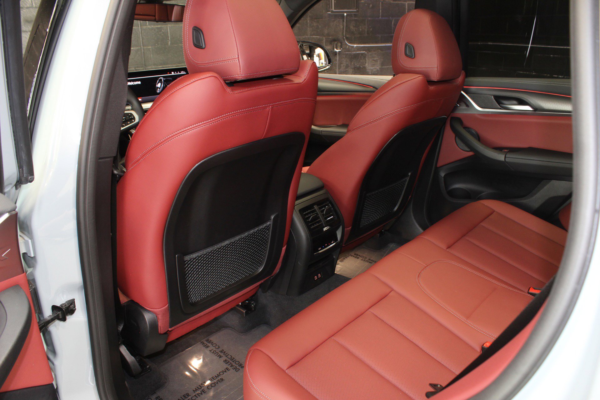 Used 2024 BMW X3 M40i w/ Premium Package image 39