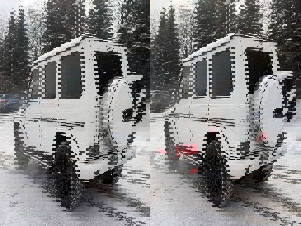 Used 2016 Mercedes-Benz G 63 AMG 4MATIC image 4