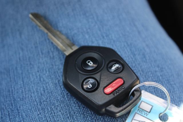 Used 2017 Subaru Outback 2.5i Premium image 13