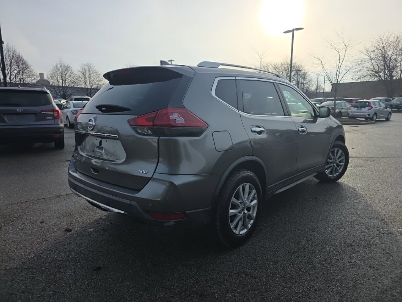 Used 2019 Nissan Rogue SV image 5