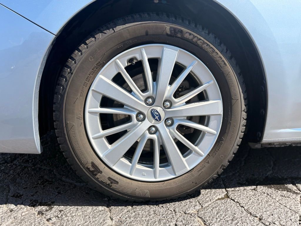 Used 2018 Subaru Impreza 2.0i Premium w/ Eyesight & BSD & Rcta image 9