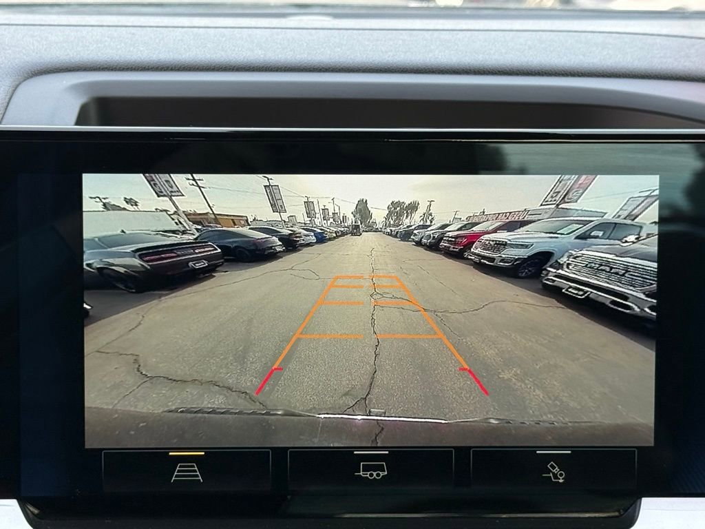 Used 2024 Chevrolet Silverado 2500 LTZ image 31