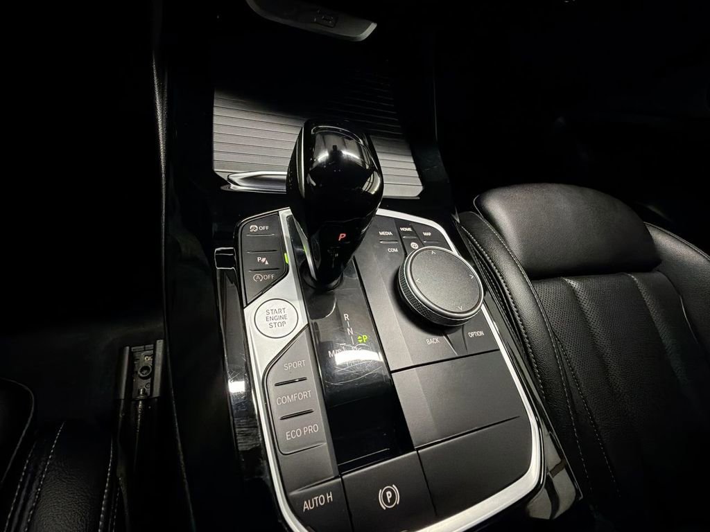 Used 2024 BMW X3 sDrive30i w/ Convenience Package RWD image 16