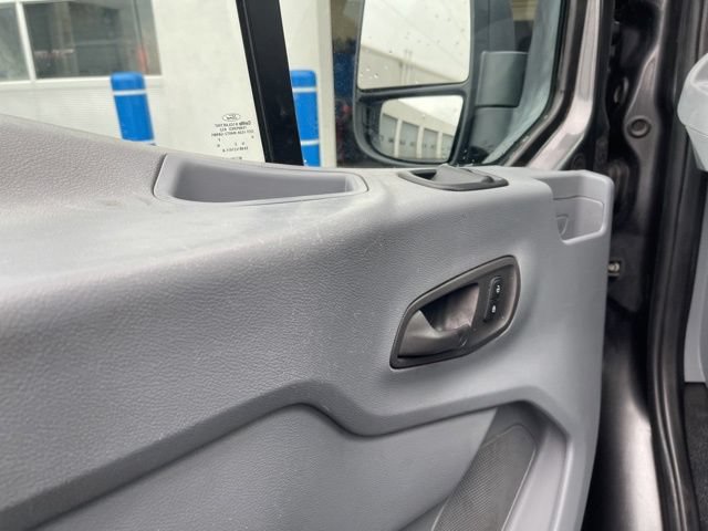 Used 2016 Ford Transit 150 130 Low Roof RWD image 5