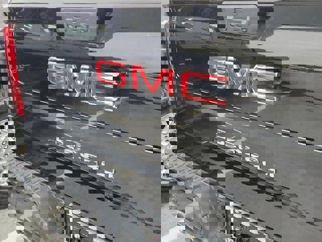 Used 2023 GMC Sierra 1500 Denali w/ Denali Reserve Package image 7