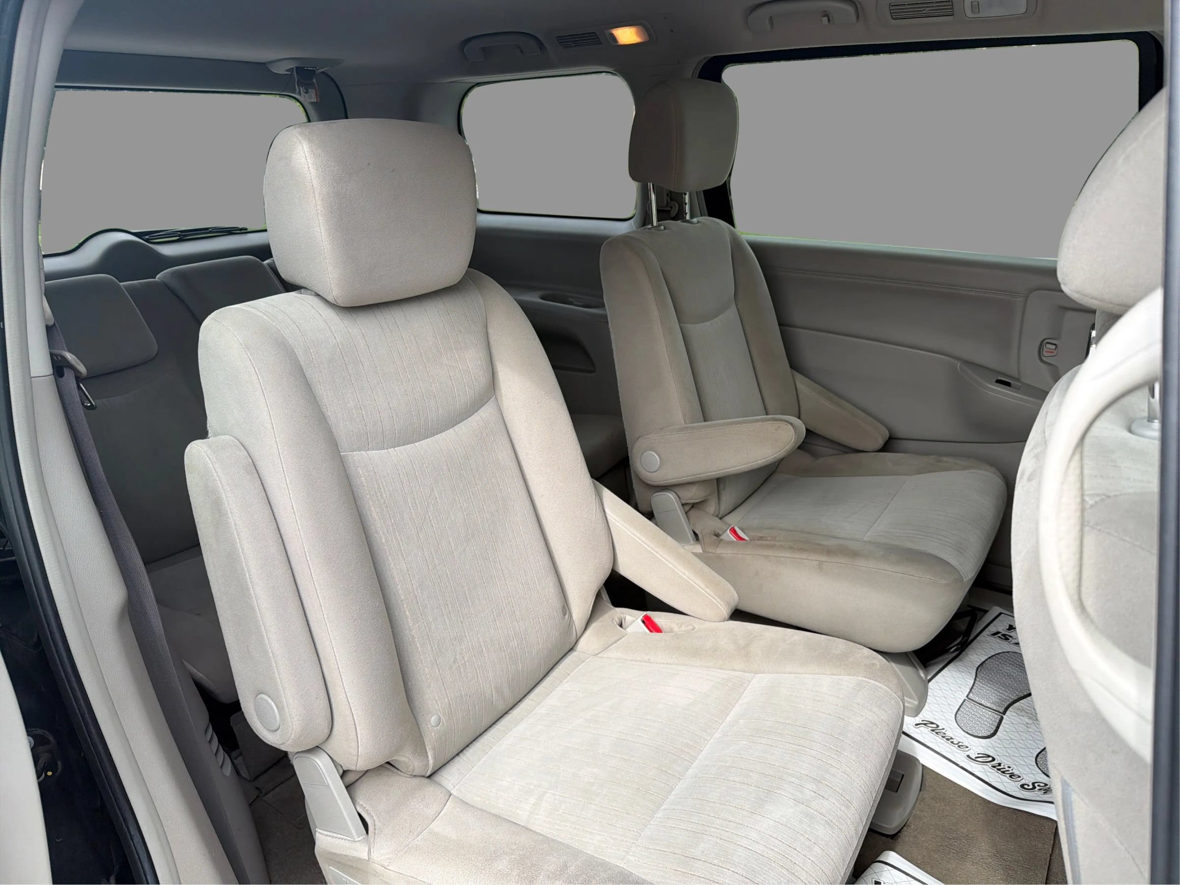 Used 2016 Nissan Quest SV FWD image 26