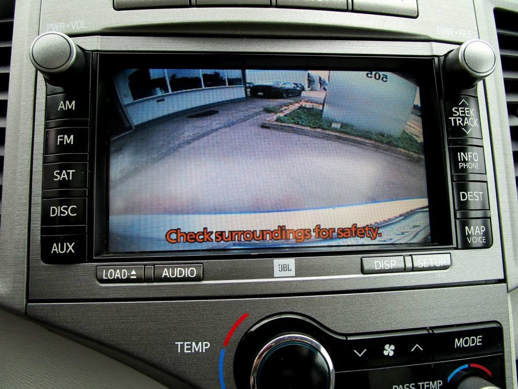 Used 2012 Toyota Venza Limited w/ Tow Pkg AWD/4WD image 4