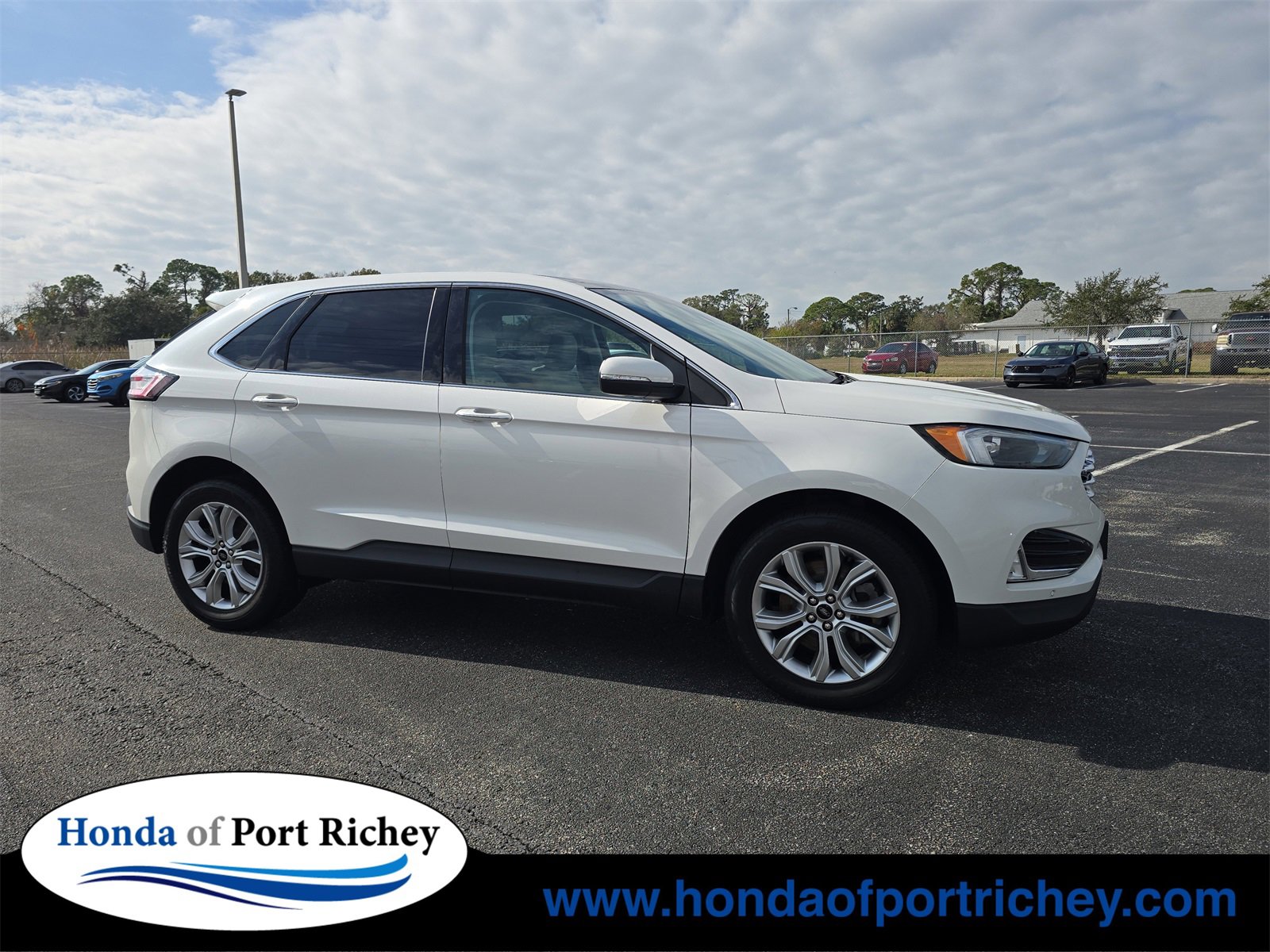 Used 2023 Ford Edge Titanium image 1