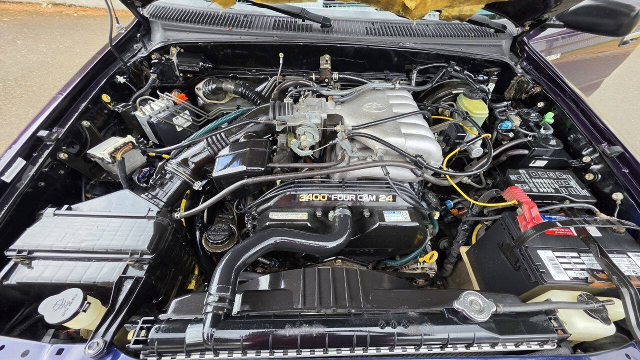 Used 1999 Toyota Tacoma 4x4 Xtracab V6 image 14