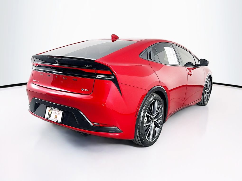 Used 2023 Toyota Prius XLE image 10