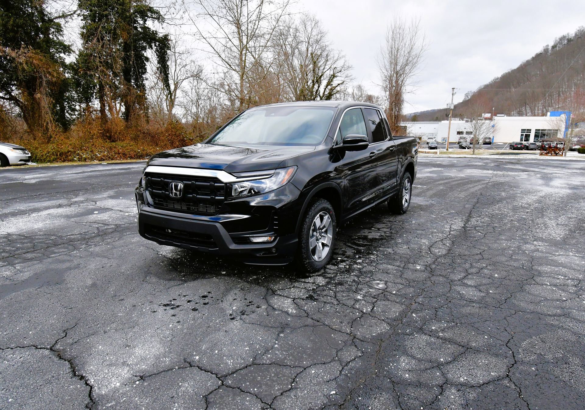 New 2025 Honda Ridgeline RTL