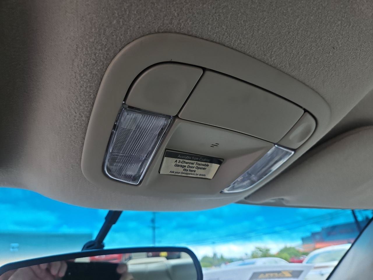 Used 1998 Cadillac De Ville FWD image 27