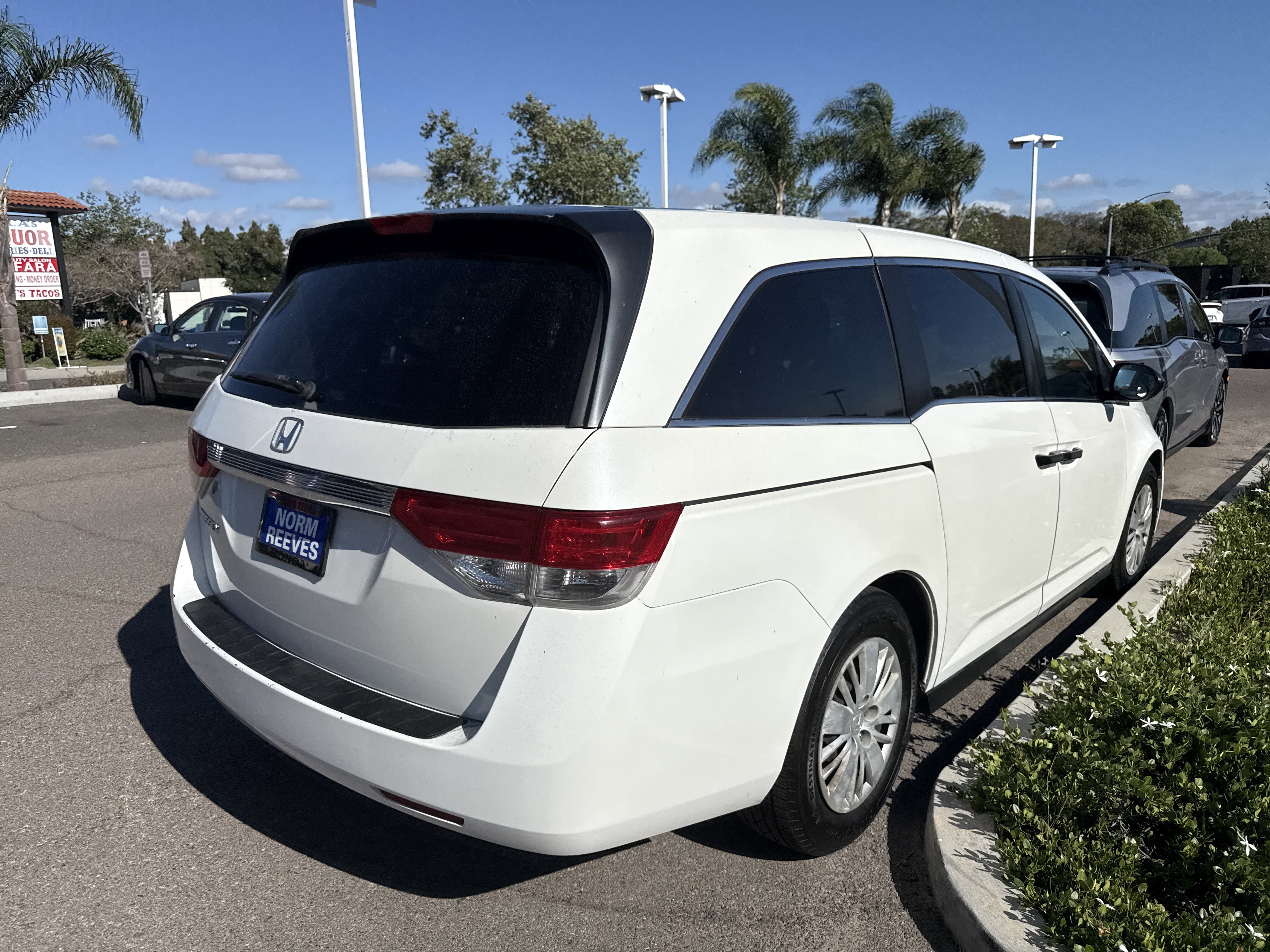 Used 2014 Honda Odyssey LX image 6