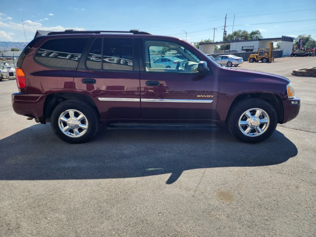 Used 2006 GMC Envoy SLE w/ Sle Preferred Equipment Group AWD/4WD image 4