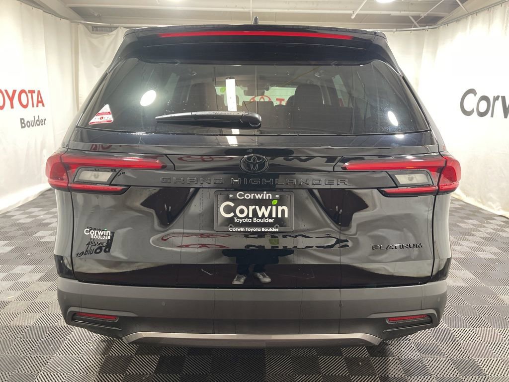 Used 2026 Toyota Grand Highlander Platinum image 5
