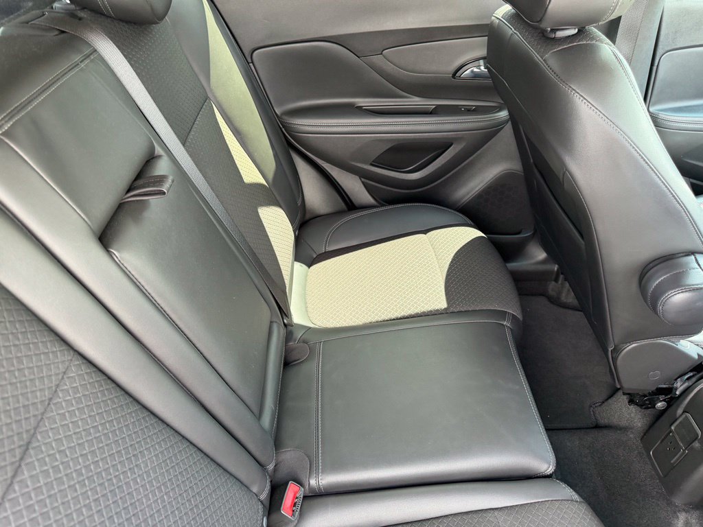 Used 2020 Buick Encore Preferred w/ Safety Package FWD image 18