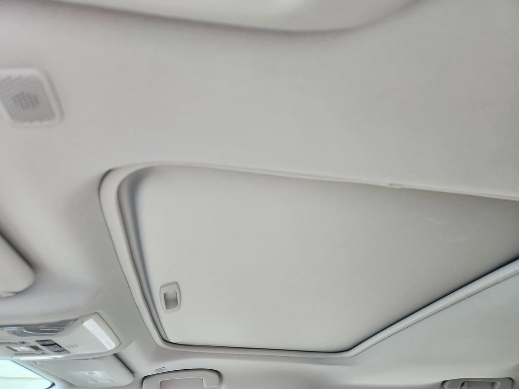 Used 2023 Toyota RAV4 XLE w/ Convenience Package FWD image 25