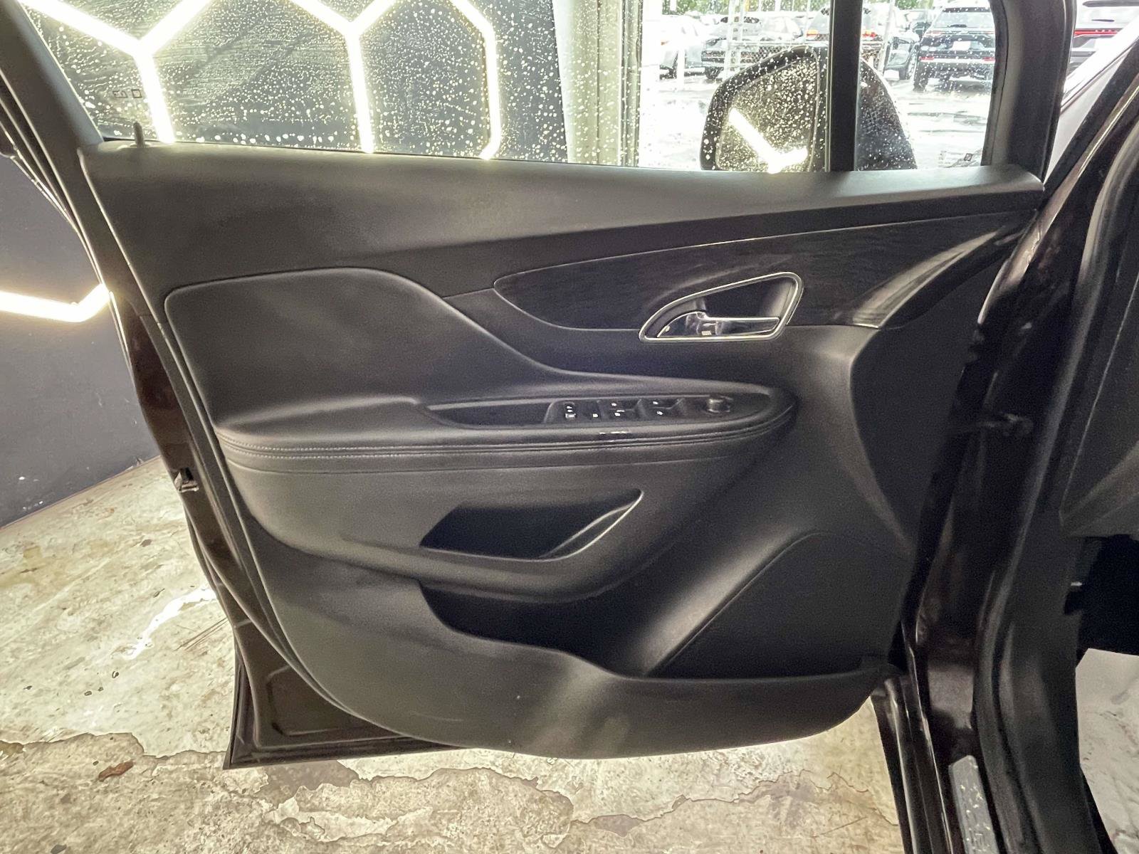 Used 2015 Buick Encore Convenience FWD image 15