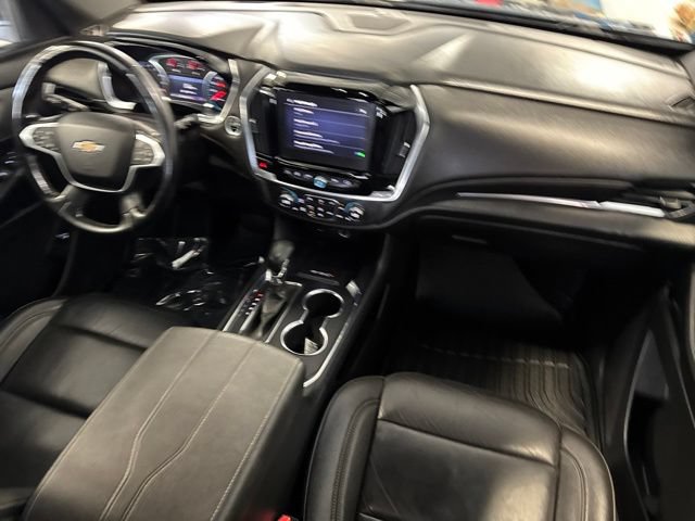 Used 2023 Chevrolet Traverse LT FWD image 20