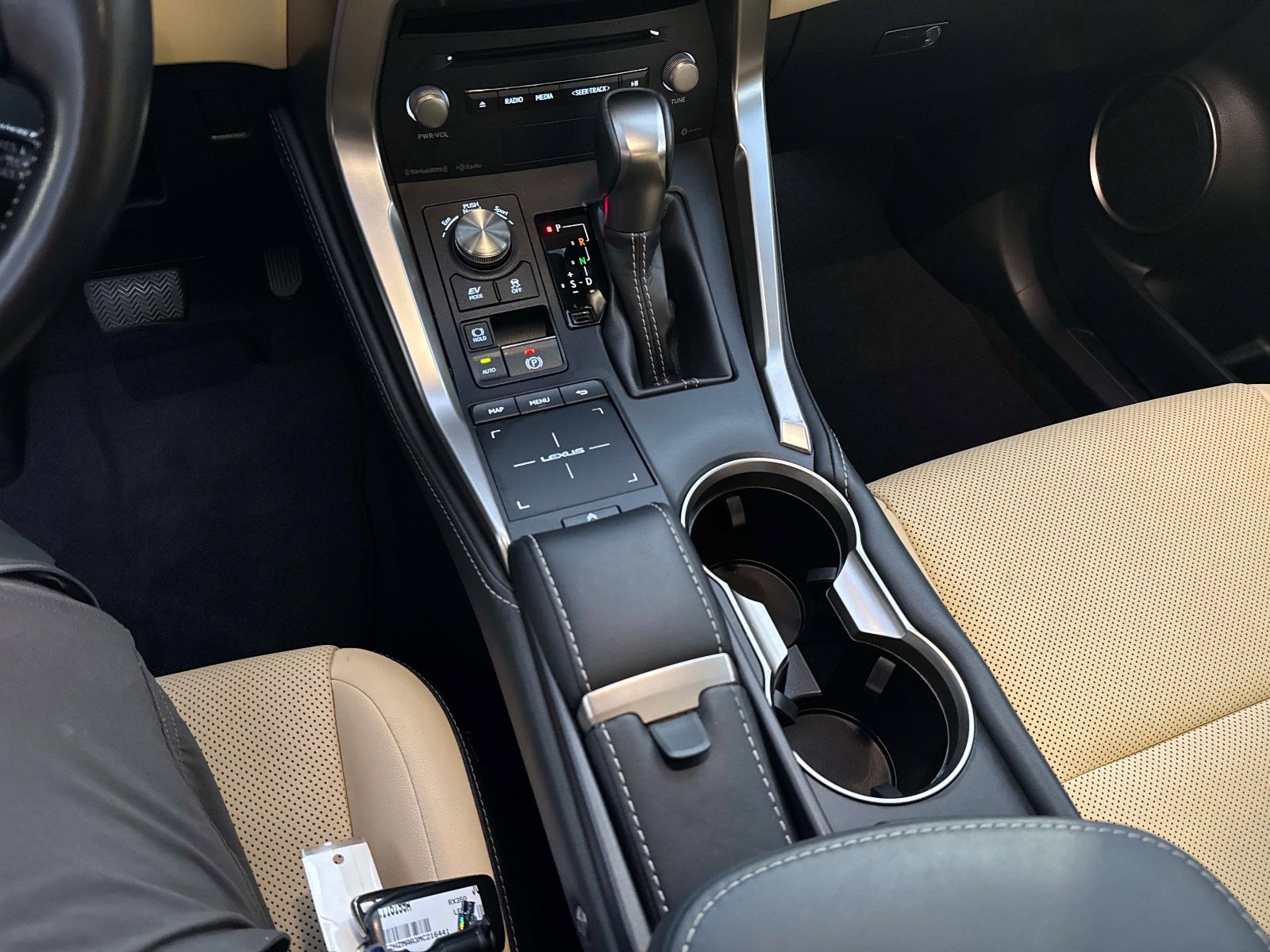 Used 2019 Lexus NX 300h image 26