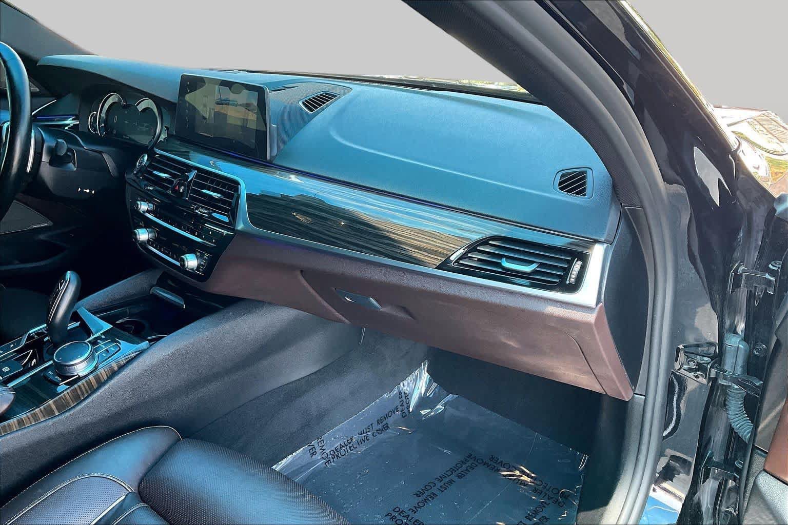 Used 2017 BMW 530i RWD image 18
