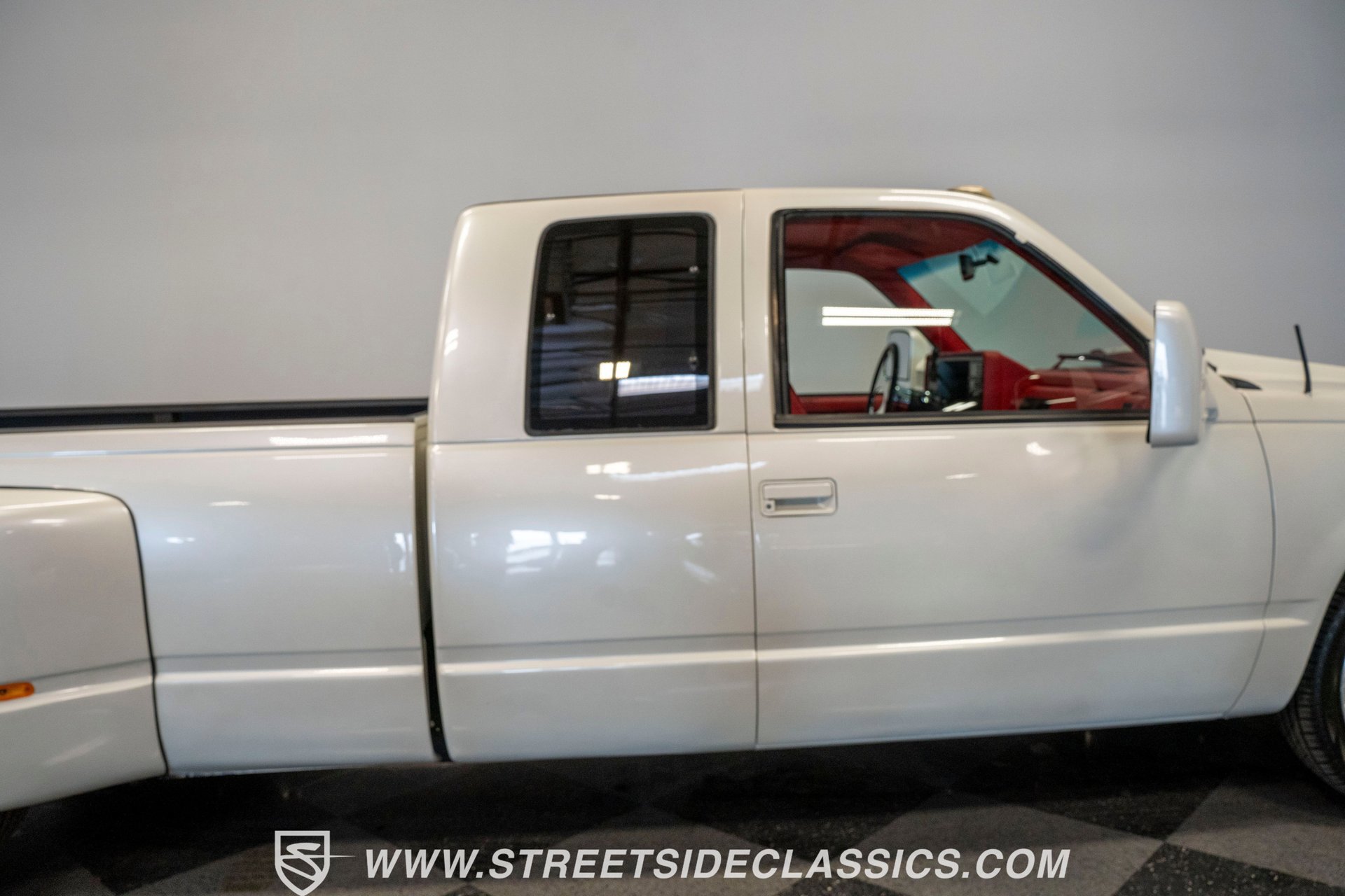 Used 1989 Chevrolet Silverado 3500 2WD Extended Cab image 18