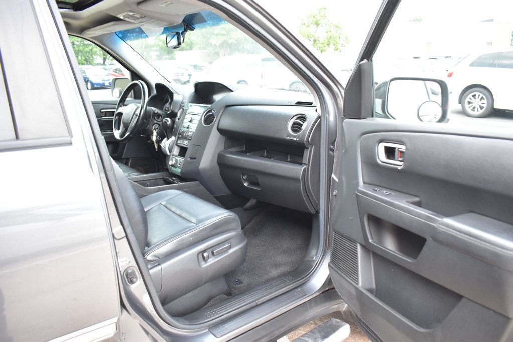 Used 2010 Honda Pilot Touring image 16