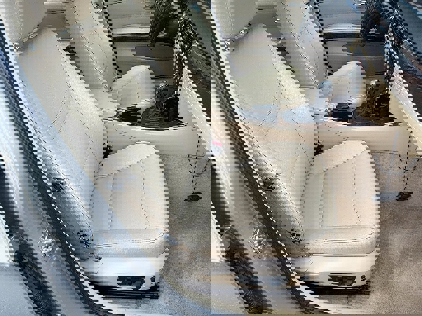 Used 2011 BMW 328i xDrive Sedan image 17