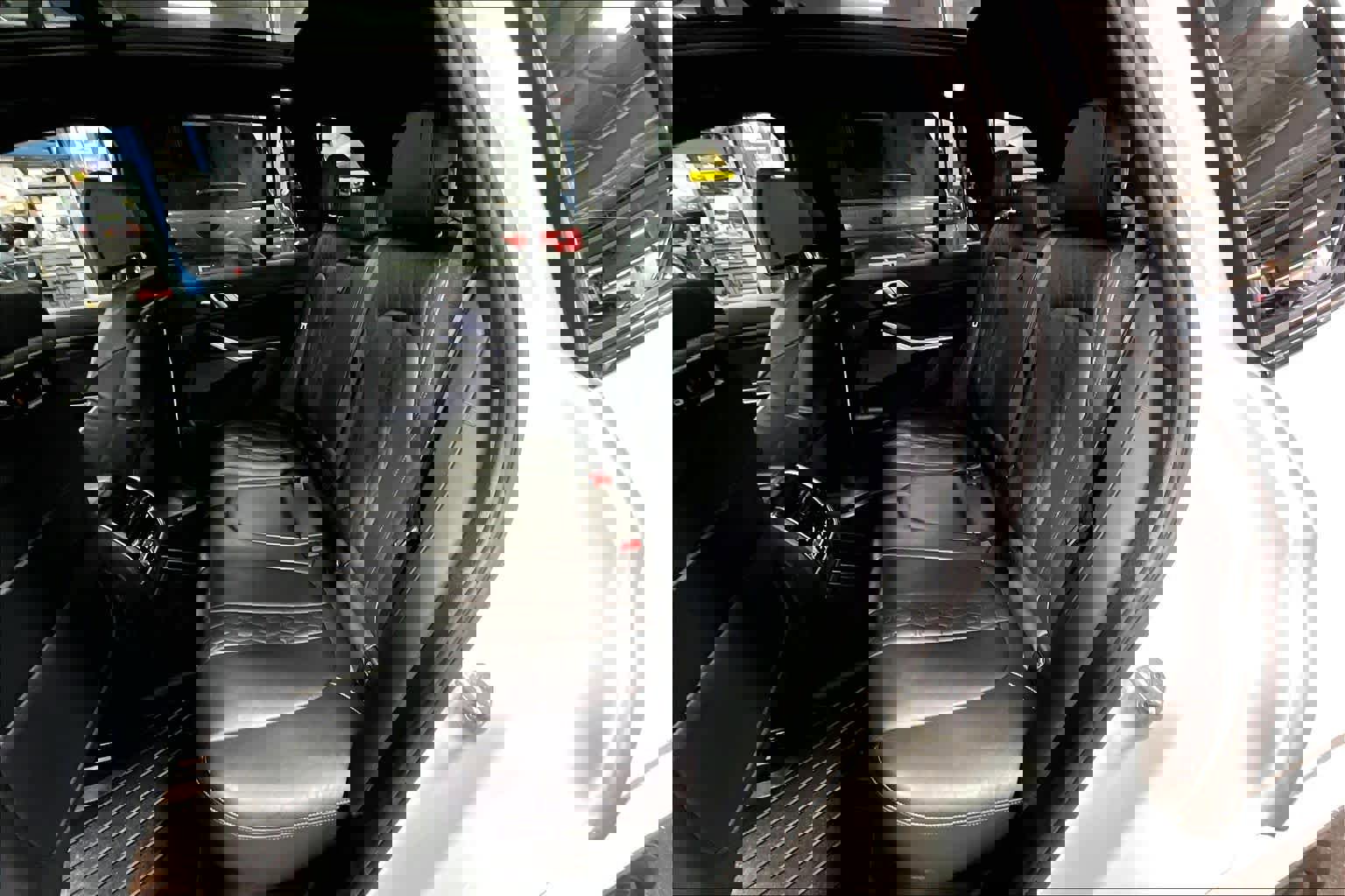 Used 2021 BMW X5 M50i w/ Premium Package image 20