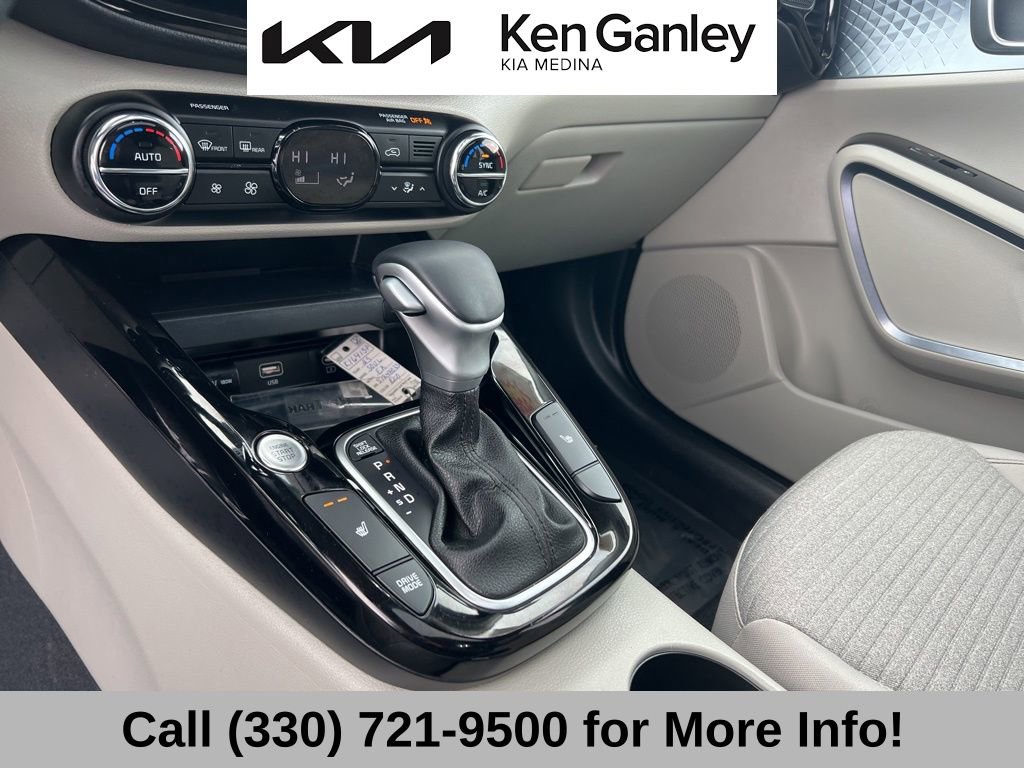 Certified 2025 Kia Soul EX image 35