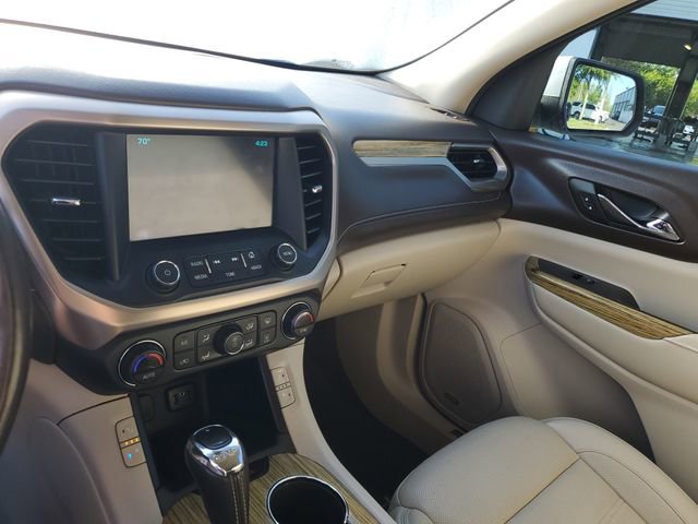 Used 2018 GMC Acadia Denali w/ Technology Package FWD image 26