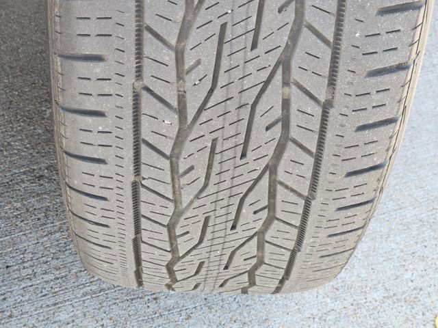 Used 2023 Buick Enclave Essence w/ Sport Touring Edition AWD/4WD image 11