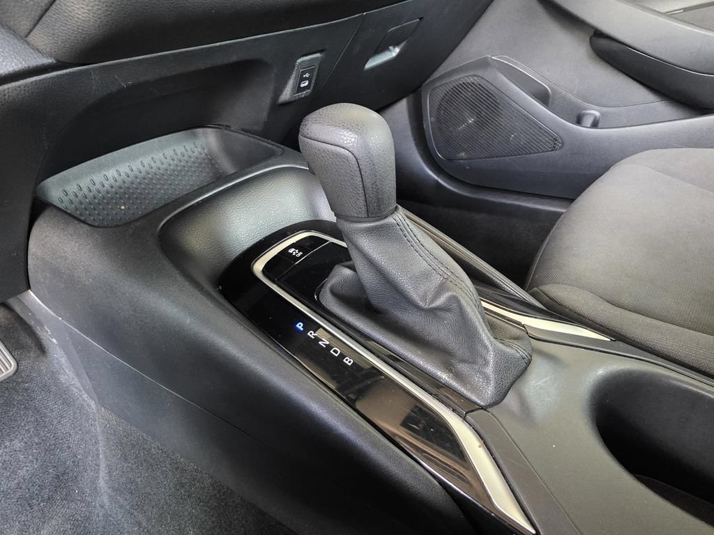 Used 2024 Toyota Corolla LE FWD image 15