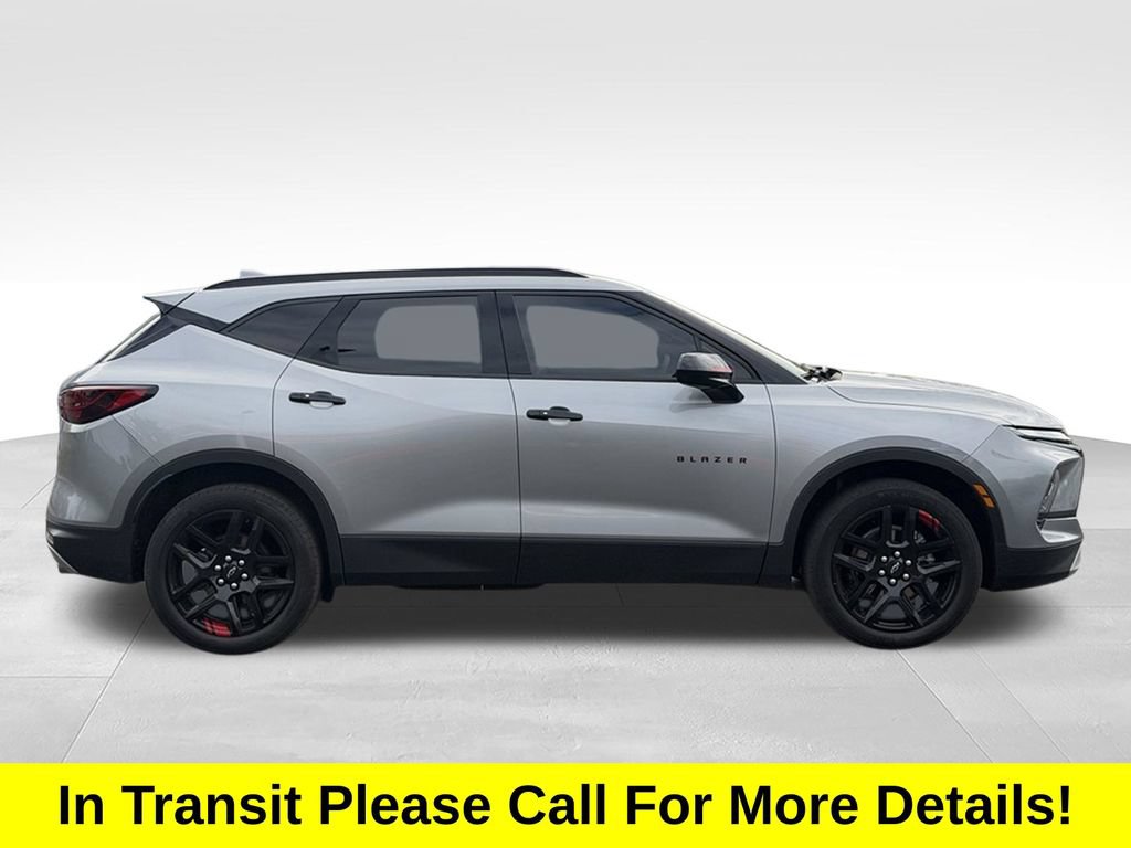 Used 2023 Chevrolet Blazer LT w/ Convenience Package AWD/4WD image 4