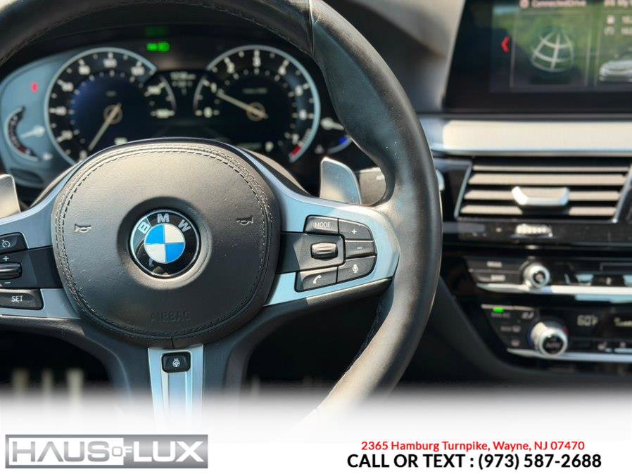 Used 2019 BMW 530i xDrive w/ M Sport Package AWD/4WD image 28