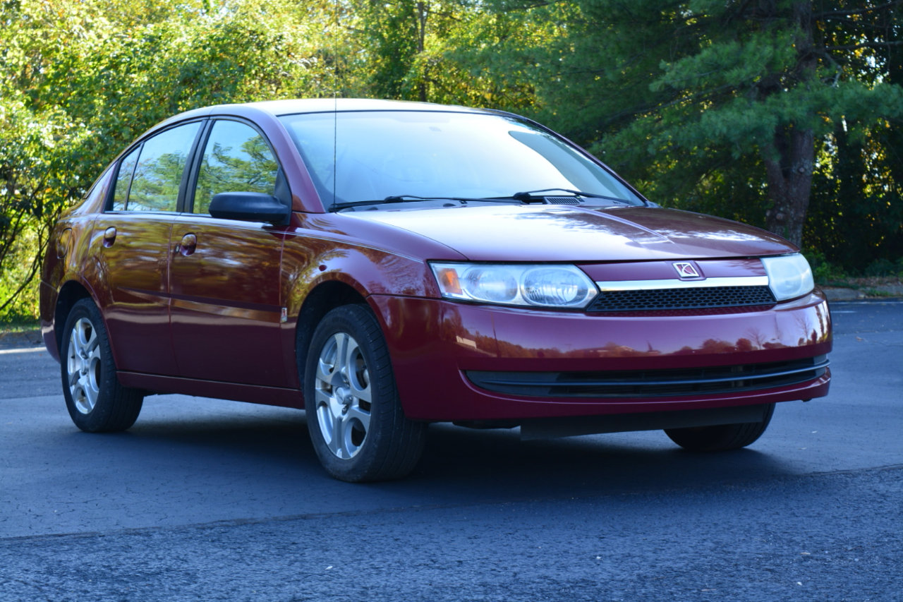 Used 2004 Saturn ION Level 2 image 3