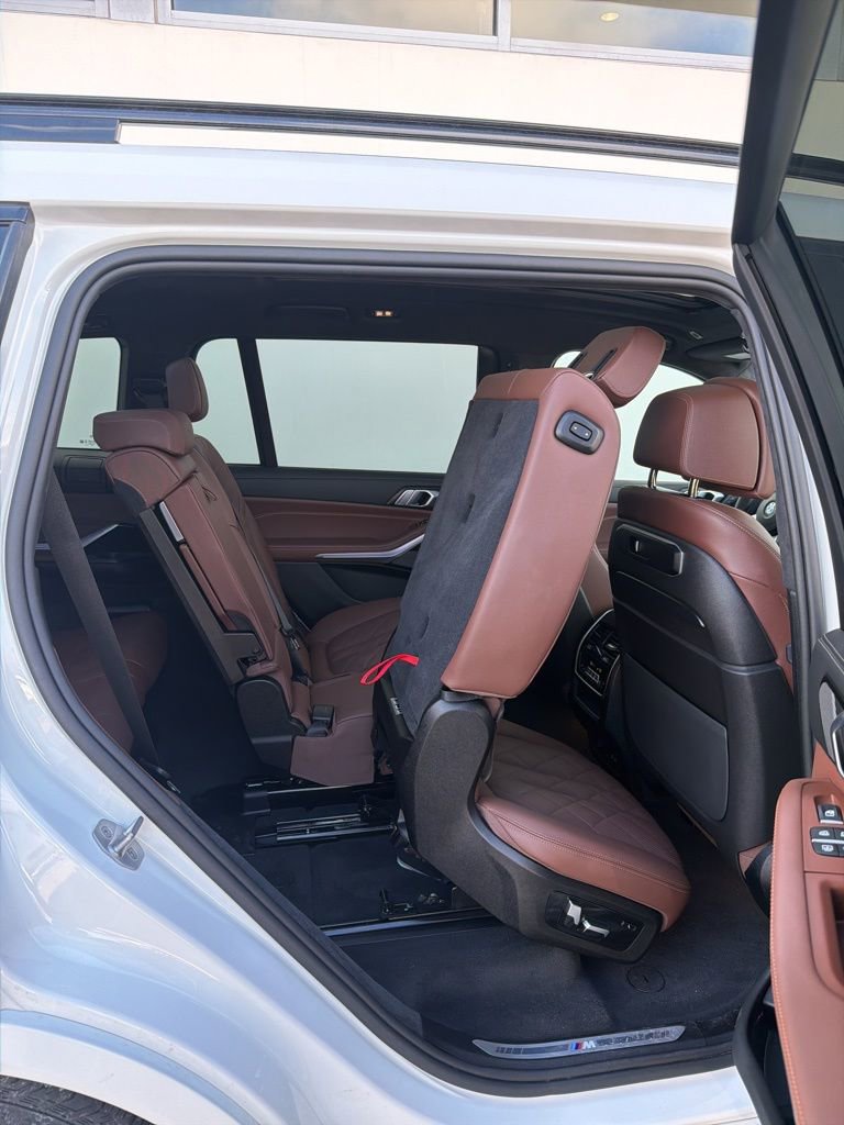 Used 2026 BMW X7 xDrive40i image 23