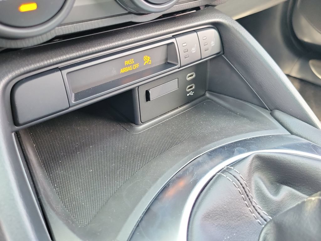 New 2026 MAZDA MX-5 Miata Club w/ Interior Package RWD image 10