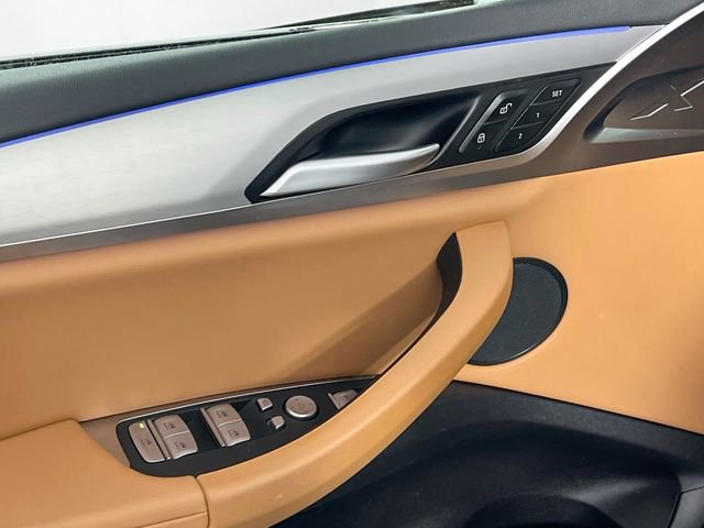 Used 2025 BMW X4 xDrive30i image 26