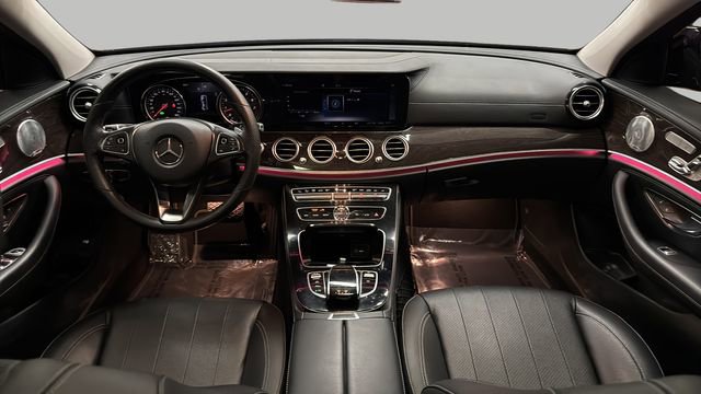 Used 2018 Mercedes-Benz E 300 4MATIC image 10