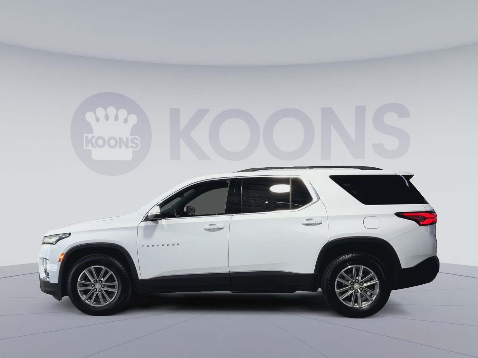 Used 2023 Chevrolet Traverse LT w/ LPO, Floor Liner Package AWD/4WD image 7