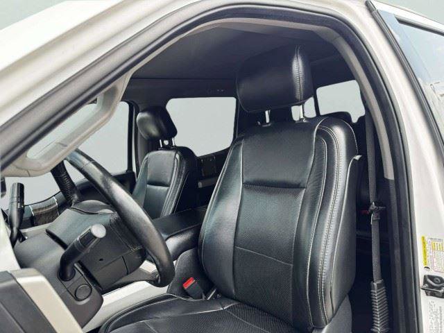 Used 2019 Ford F250 Lariat w/ Lariat Ultimate Package AWD/4WD image 21