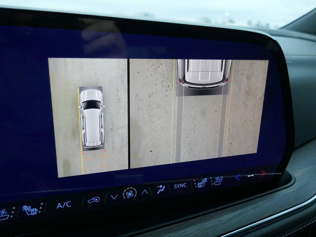 New 2026 Chevrolet Suburban Premier image 30