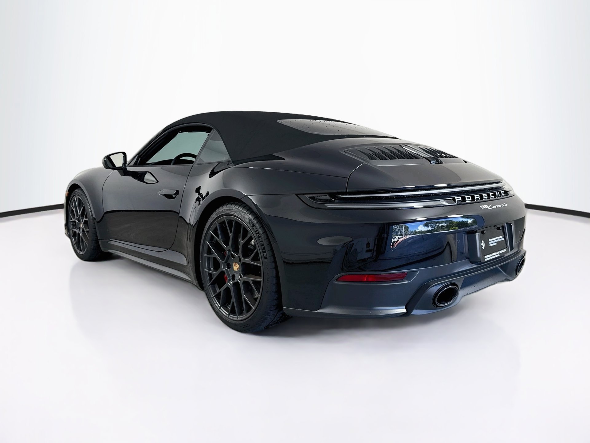 Used 2025 Porsche 911 Carrera S RWD image 5
